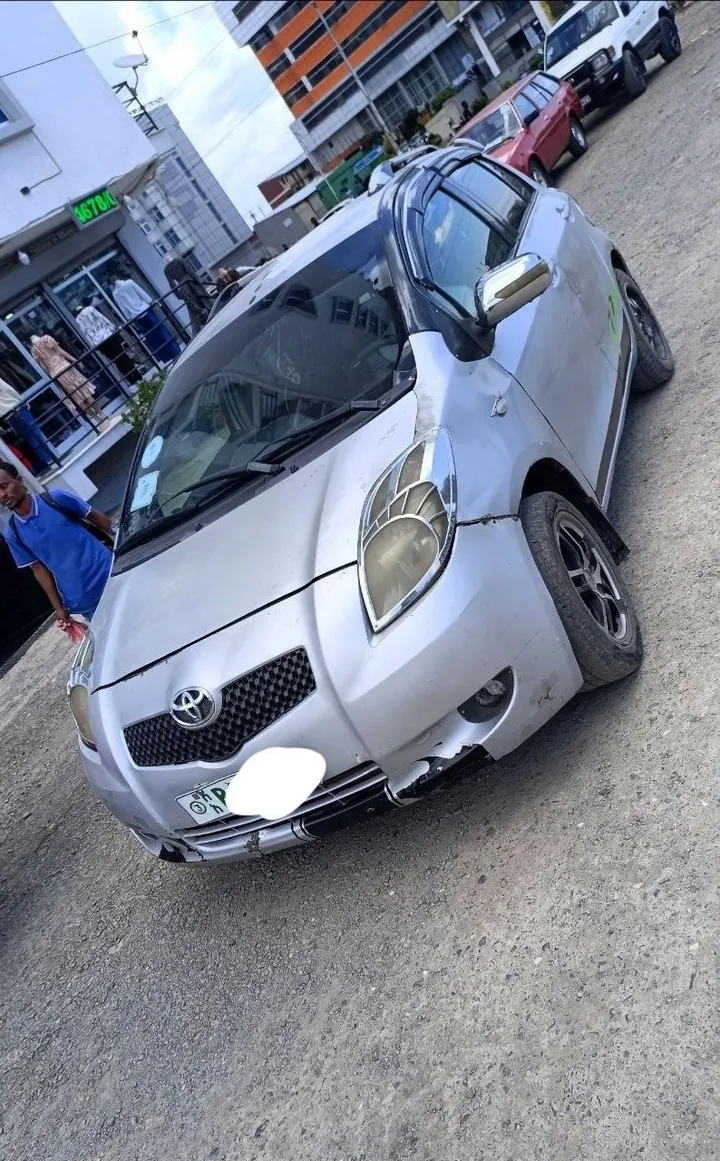 Toyota Yaris Compact 2007 Automatic – photo 4