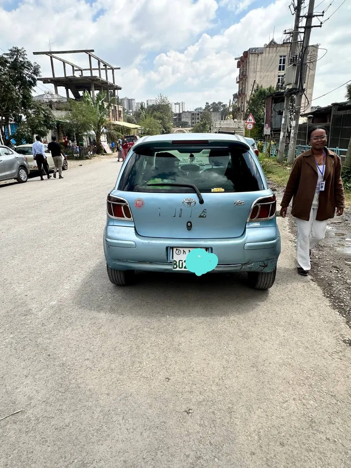 Toyota Vitz 2002 Code 3 – photo 8