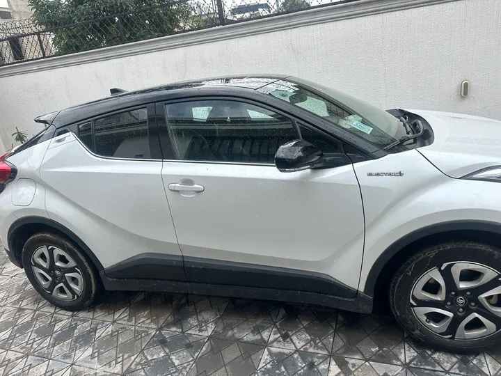 Toyota CHR Full Electric 2022 – photo 3