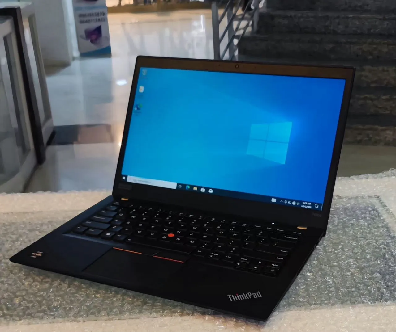 Lenovo ThinkPad T495s Ryzen 7 Laptop – photo 3