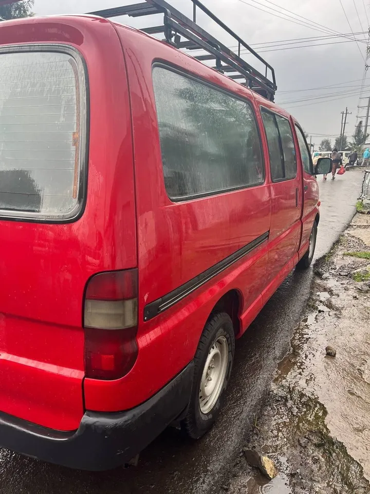 Toyota Hiace Dolphin Fabrika Traveller – photo 6