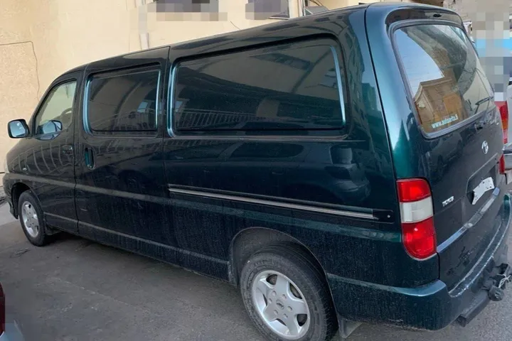 Toyota Hiace Dolphin 2008 Manual Diesel – photo 3