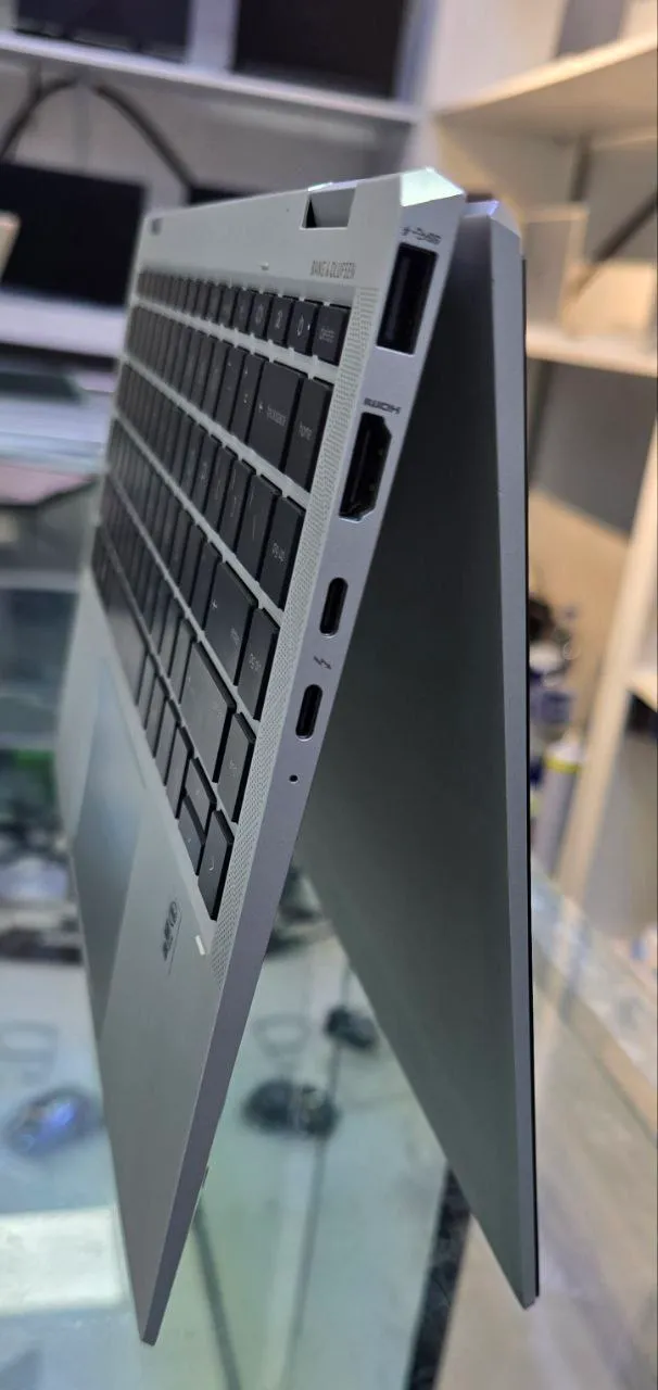 HP EliteBook x360 1040 G7 Laptop – photo 4