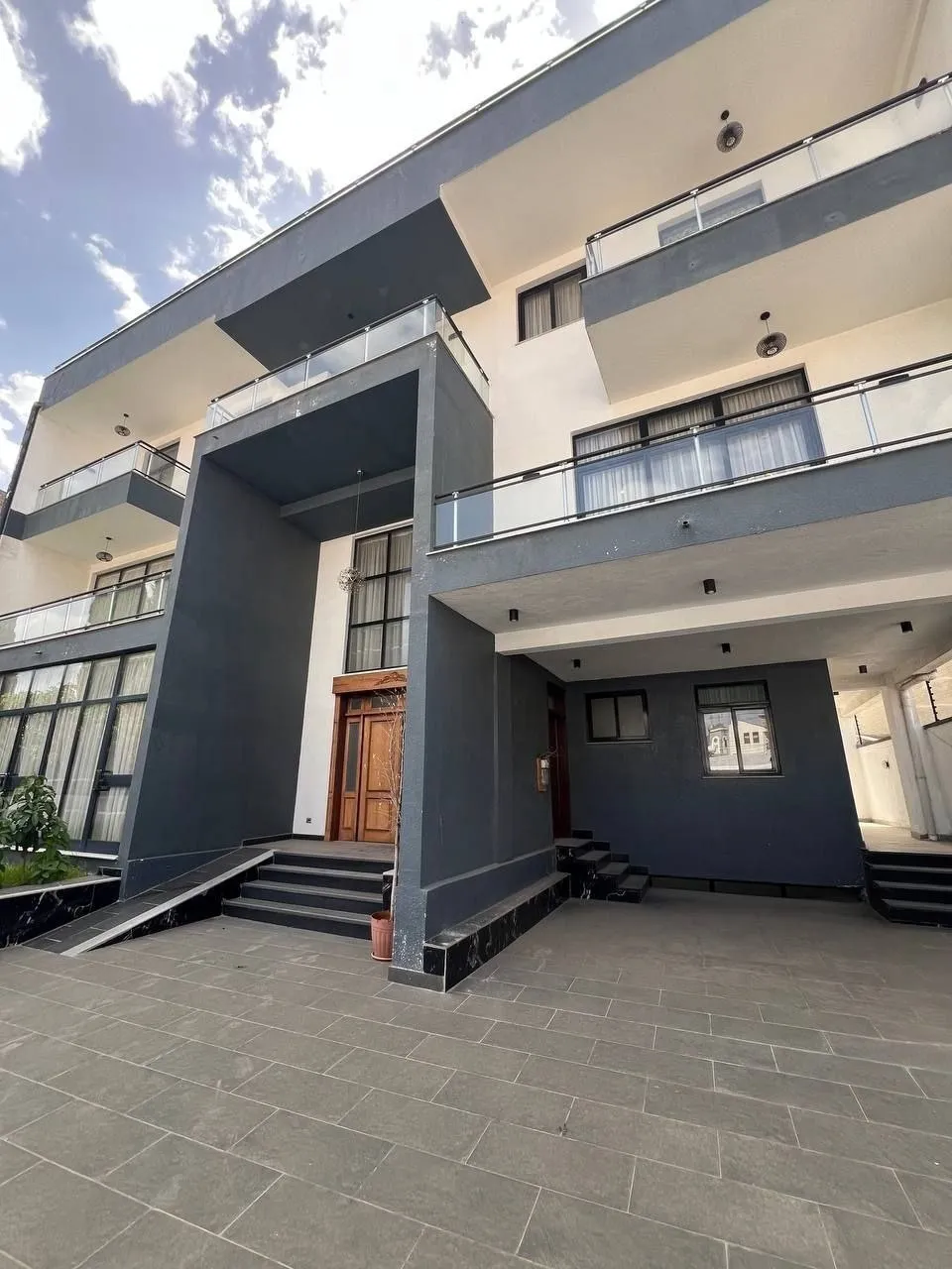 Modern G+3 House with Lift in Bole – photo 3