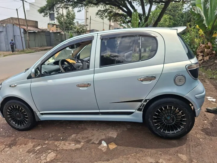 Toyota Vitz 2004 Automatic 1000cc – photo 4