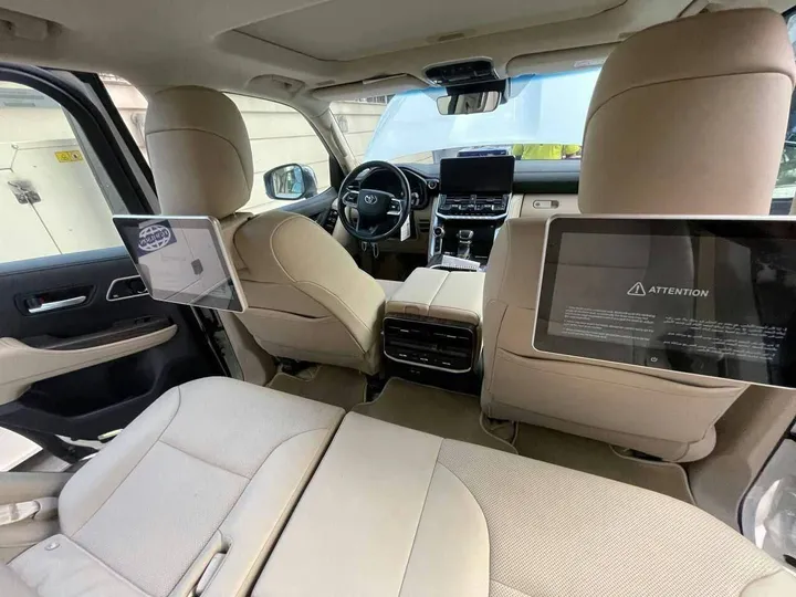 Toyota Land Cruiser VXR 2022 – photo 3