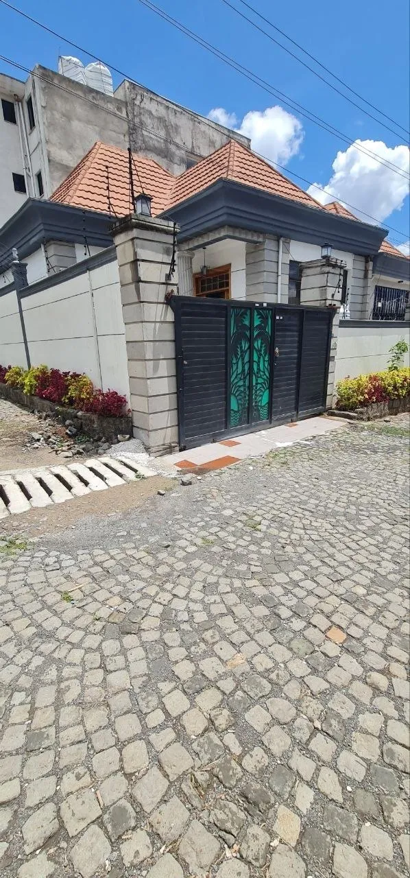 Summit 150 sqm House for Sale – photo 3