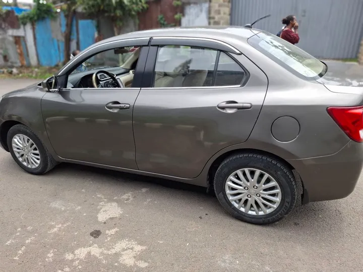 Suzuki Dzire 2022 Automatic – photo 5