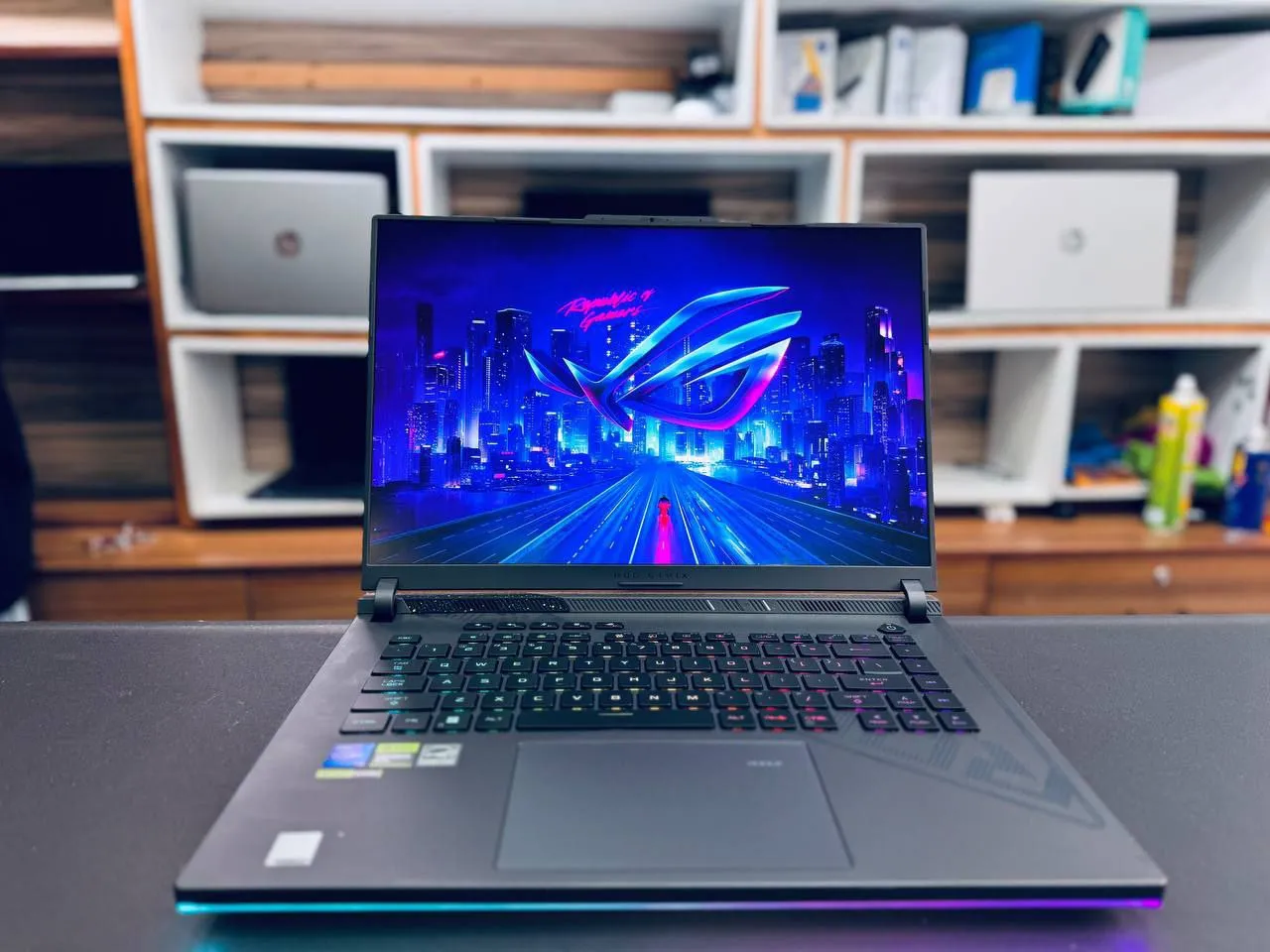 ASUS ROG Strix G16 i9 RTX 4070 – photo 4
