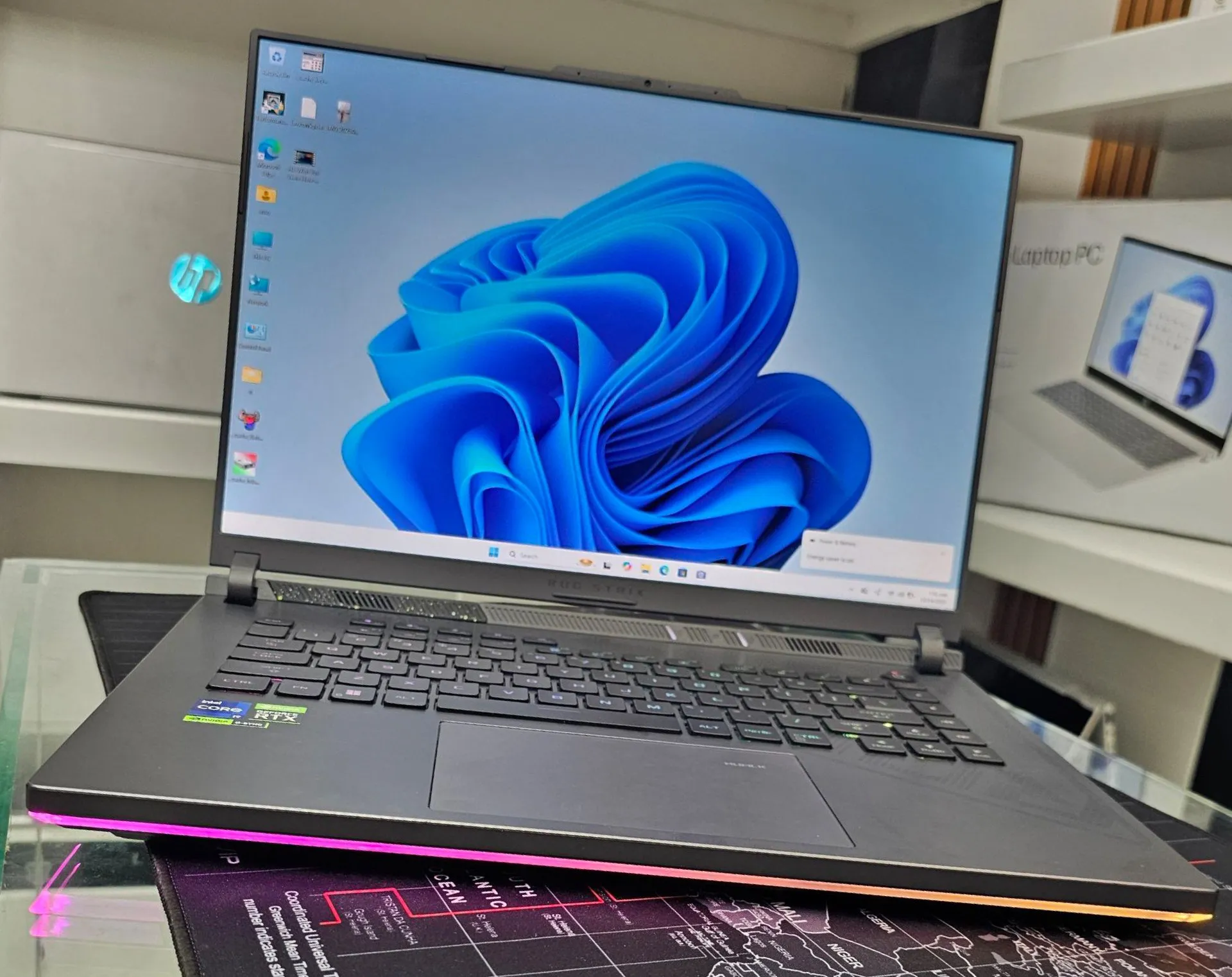 Asus ROG Strix i9 RTX 4060 – photo 4