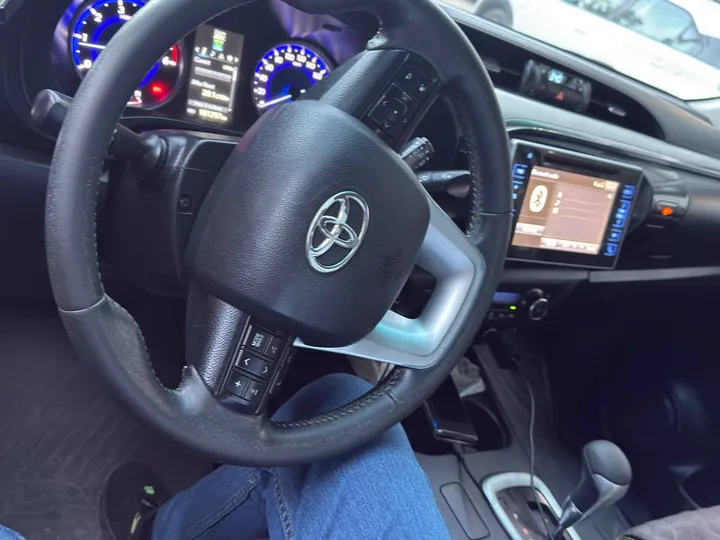 Toyota Hilux 2017 Double Cab – photo 3