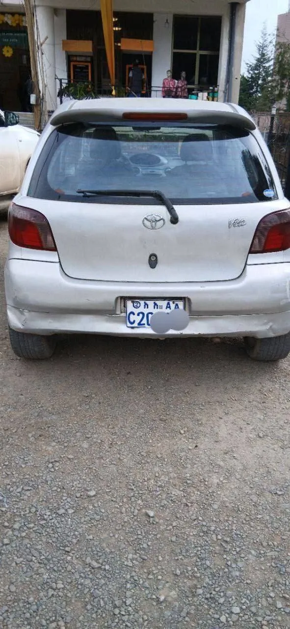 Toyota Vitz 2001 Automatic – photo 4
