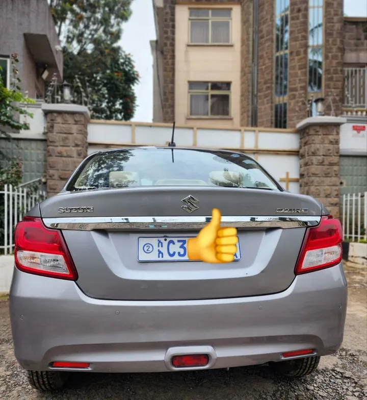Suzuki Dzire 2022 Automatic – photo 3