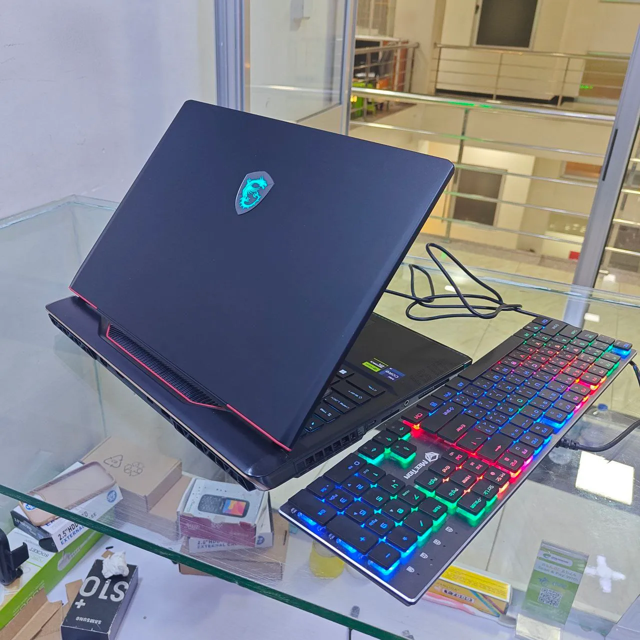 MSI Raider GE68 HX 13V Laptop – photo 3
