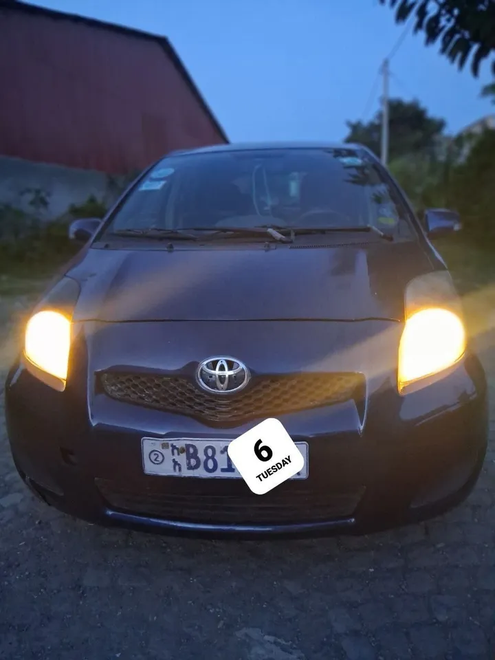 Toyota Compact 2008 Automatic – photo 4