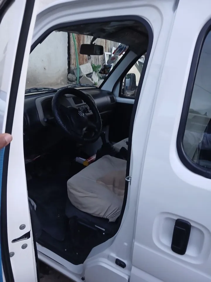 Suzuki EECO 2023 Manual Van – photo 6