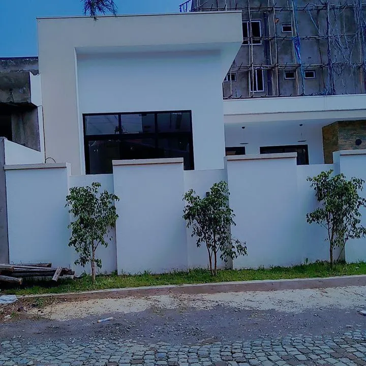 Modern 4 Bedroom Villa in Summit – photo 3