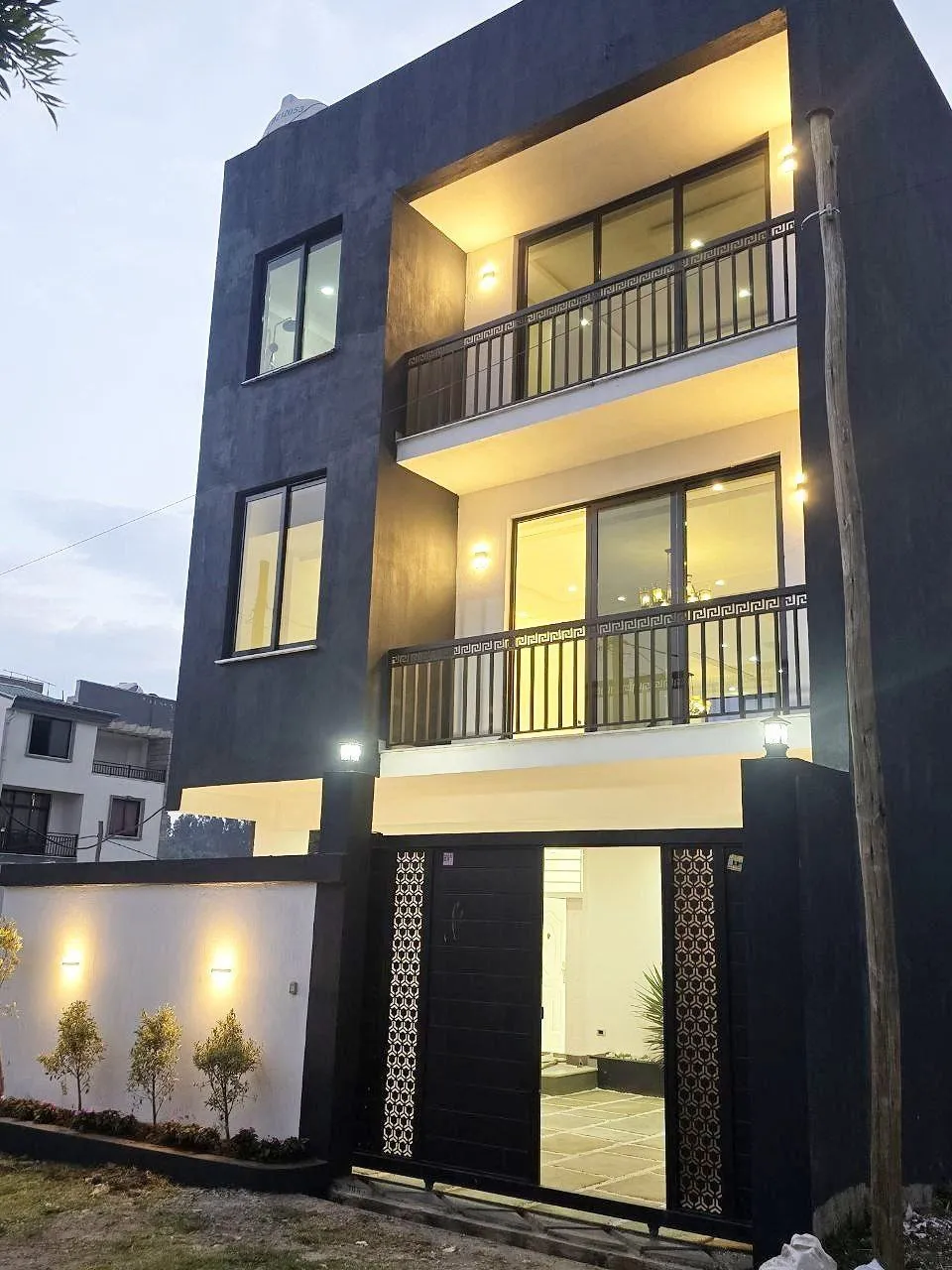 G+2 House 5 Bedroom Sumit 72 – photo 6