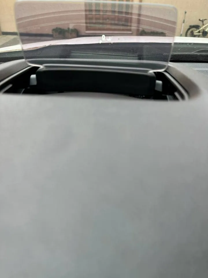 Suzuki Grand Vitara Hybrid 2024 – photo 4