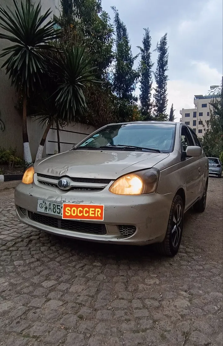 Toyota Platz 2005 Automatic – photo 6