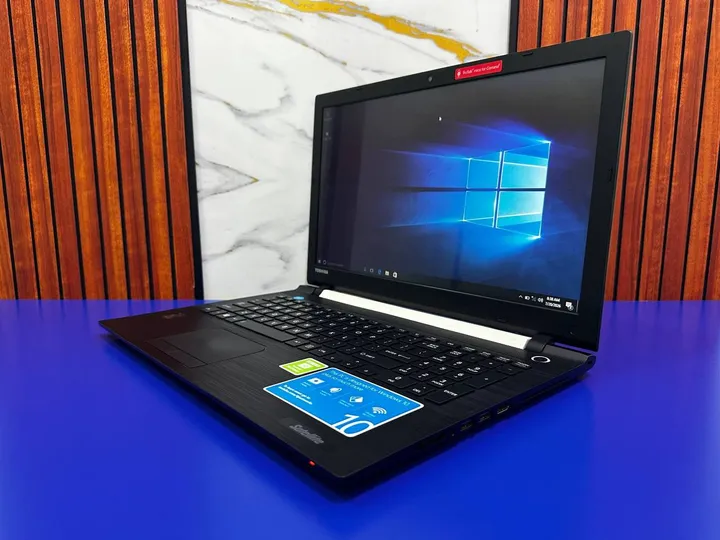 Toshiba Satellite C55-C i3 Laptop – photo 3