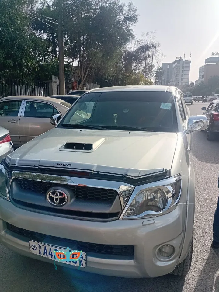 Toyota Hilux D4D Manual Double Cab – photo 3