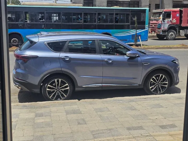 Jetour X70 Plus 2022 – photo 3