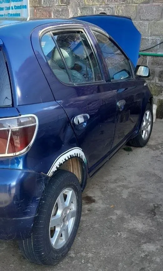 2001 Toyota Vitz Yaris 1.0L – photo 5