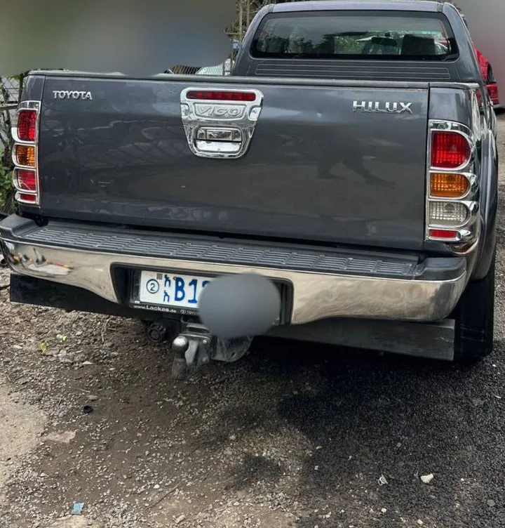 Toyota Hilux 2009 D4D Manual – photo 6