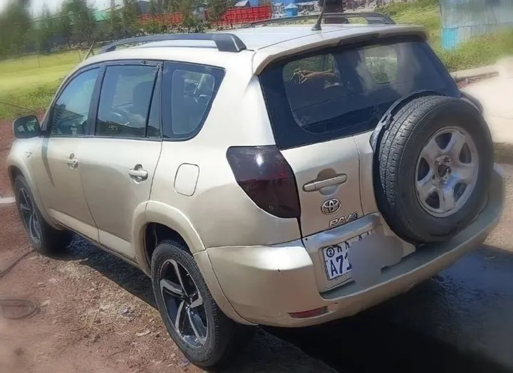 Toyota RAV4 2006 Automatic FWD – photo 3