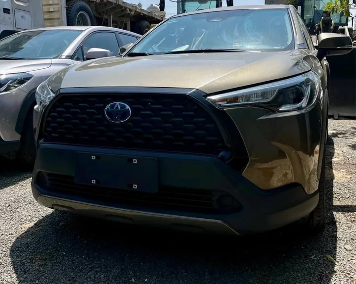 Toyota Corolla Cross Hybrid 2024 – photo 3
