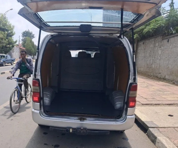 Toyota Dolphin D4D 2008 – photo 3
