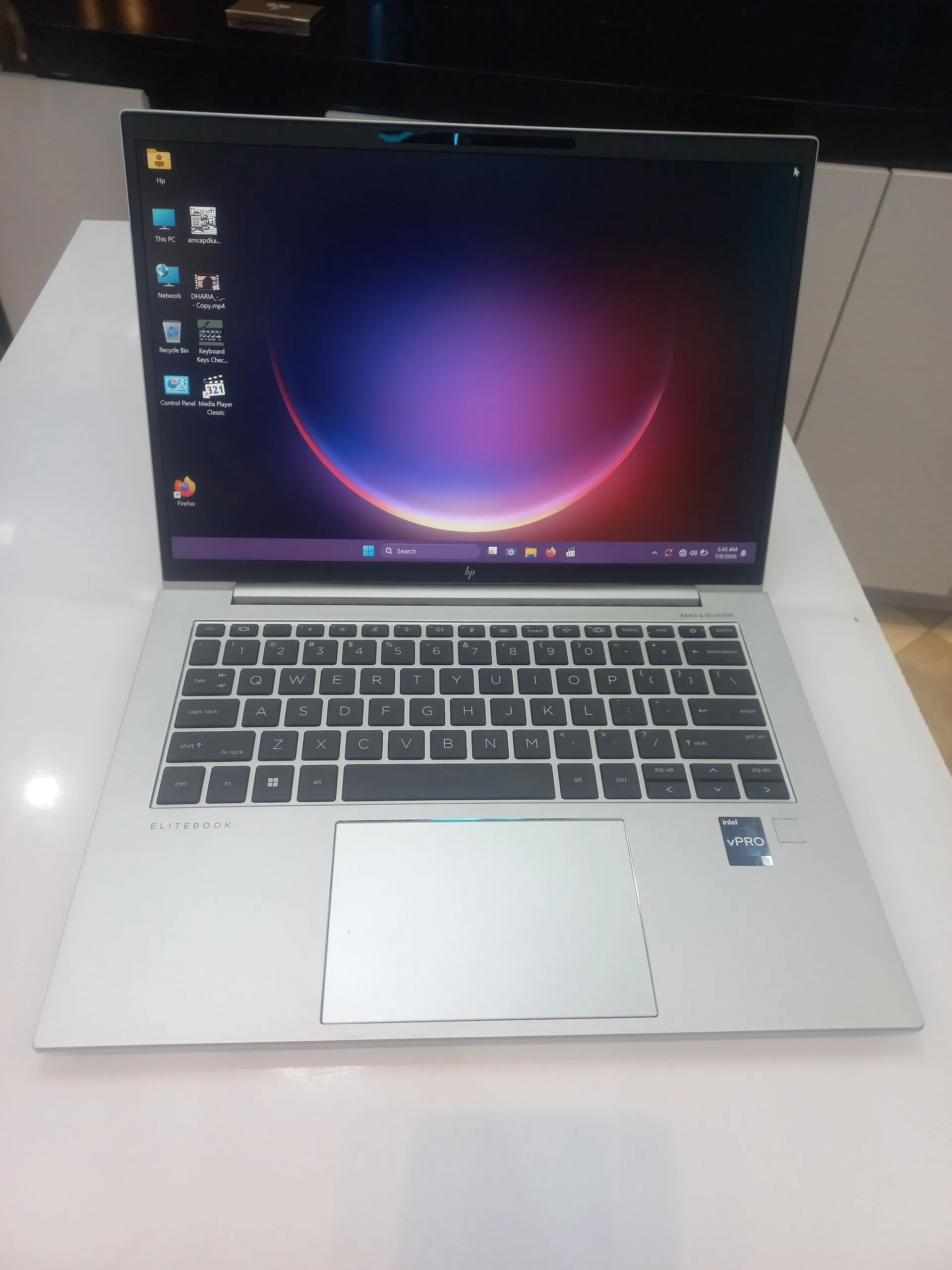 HP EliteBook 840 G10 i7 Laptop – photo 4