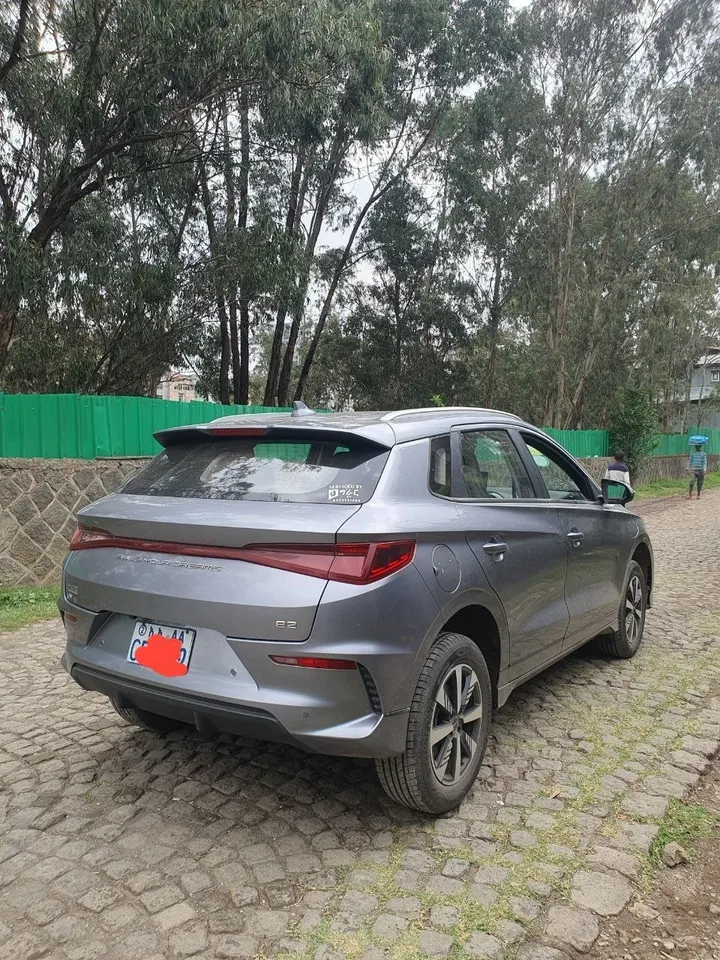 BYD E2 2025 Electric – photo 3