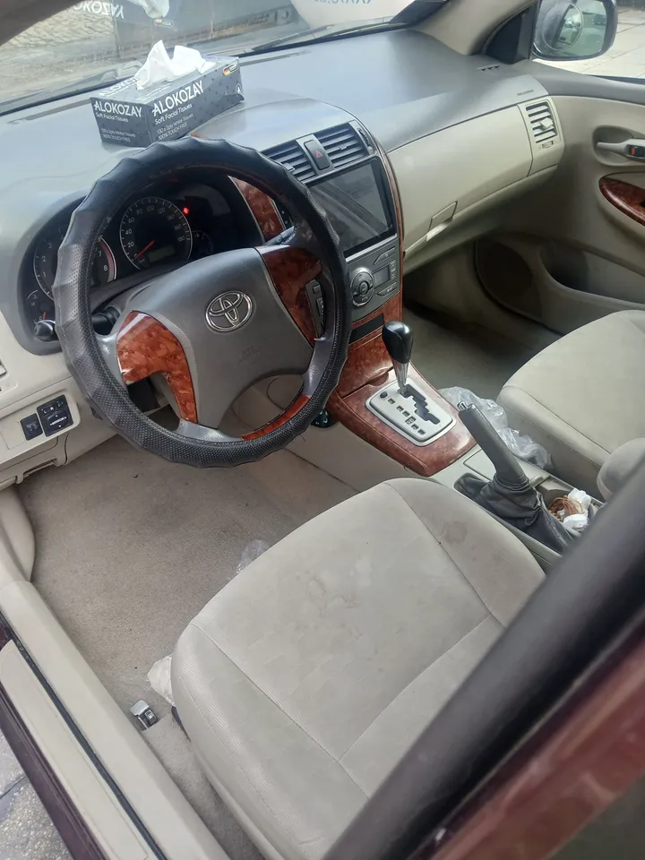 Toyota Corolla 2010 Automatic Sedan – photo 6