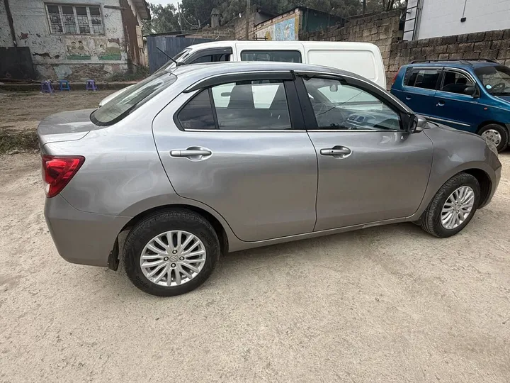 Suzuki Dzire 2022 Automatic – photo 4