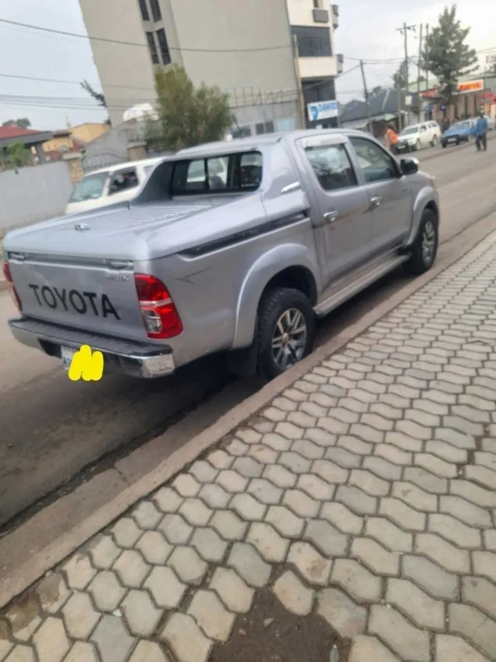 Toyota Hilux Double Cab 2015 – photo 5