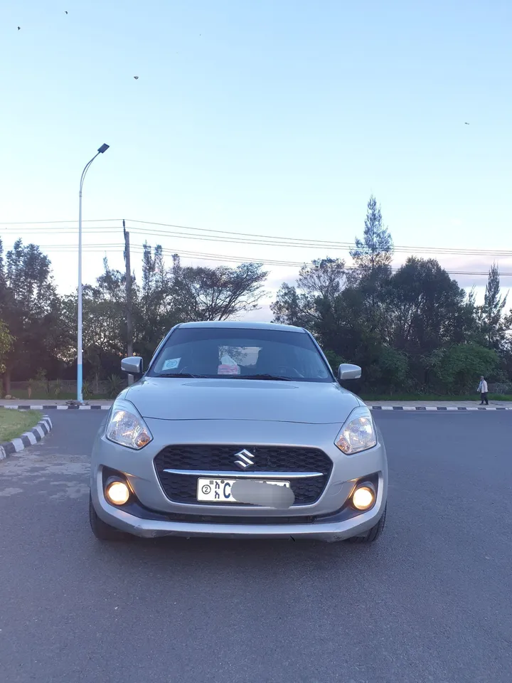 Suzuki Swift 2022 Automatic – photo 7