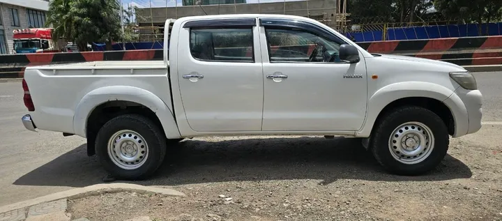 Toyota Hilux Double Cab 2011 – photo 6