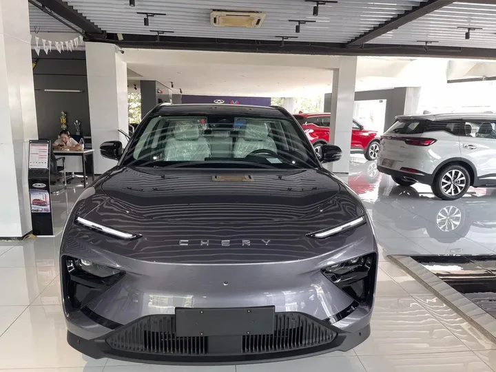 Cherry eQ7 Electric Crossover SUV – photo 4