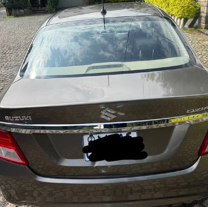 Suzuki Dzire 2022 Automatic – photo 4