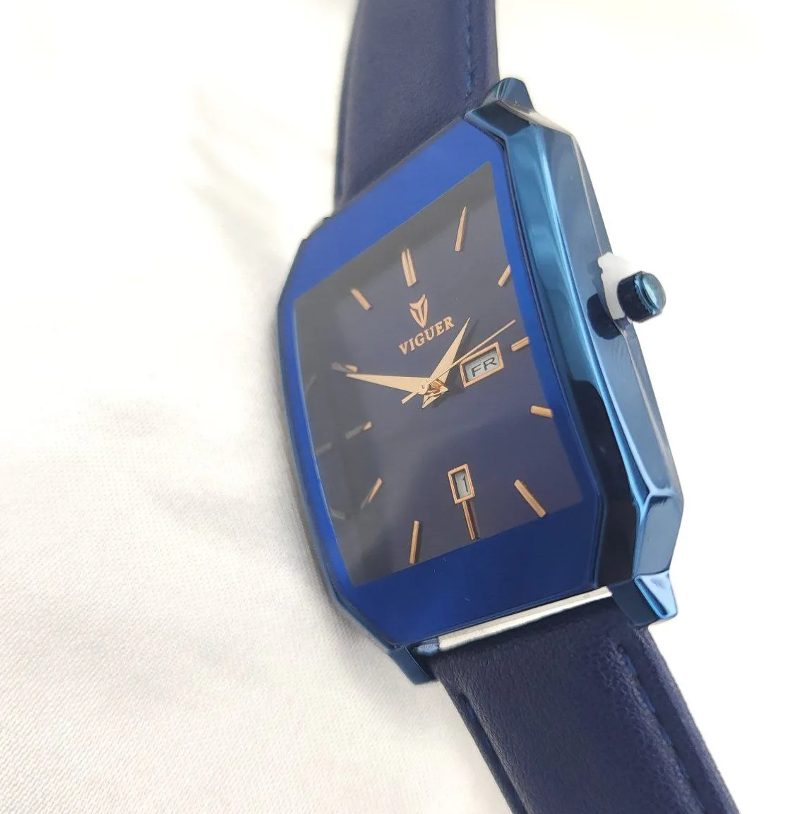 Viguer Leather Strap Modern Watch – photo 3