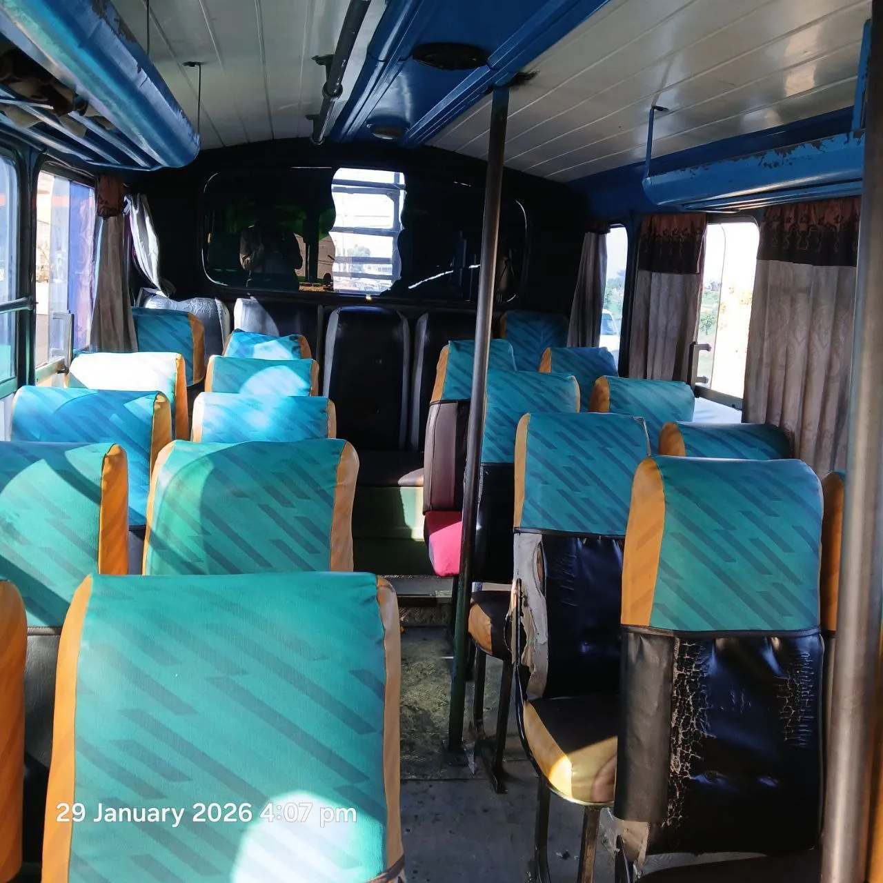 29 Seat Passenger Bus 2008 – photo 4