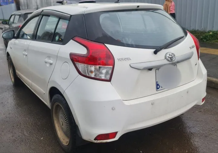 Toyota Yaris 2016 1.3L Automatic – photo 5