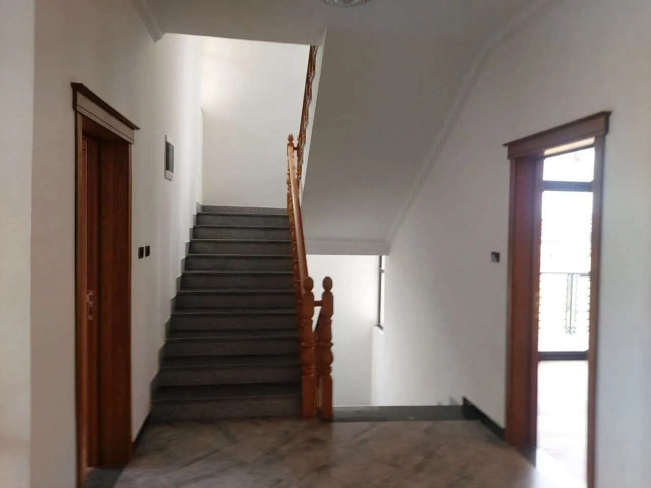 Modern B+G+2 House in Ayat – photo 3