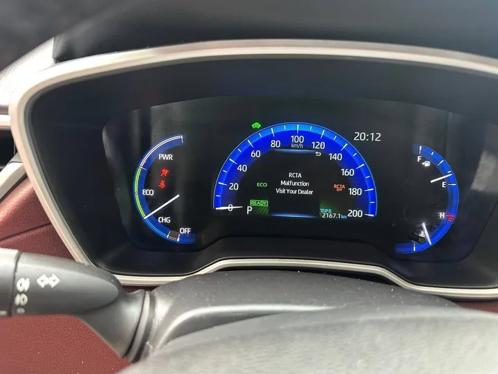 2023 Toyota Corolla Cross Hybrid – photo 3