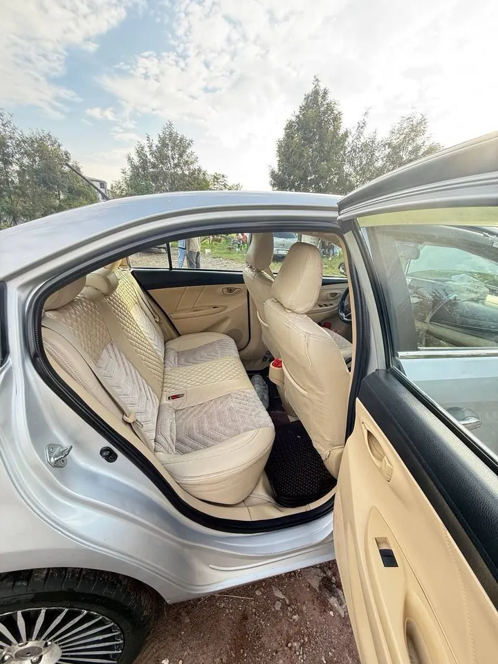 Toyota Yaris Sedan 2016 – photo 6