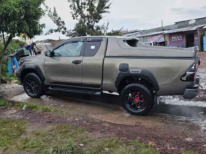 Toyota Invincible King Cab 2021 – photo 7