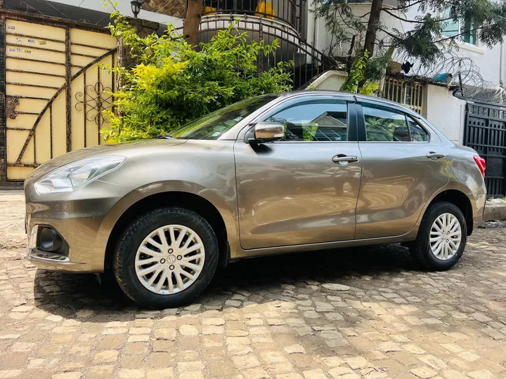 Suzuki Dzire 2022 Automatic – photo 6