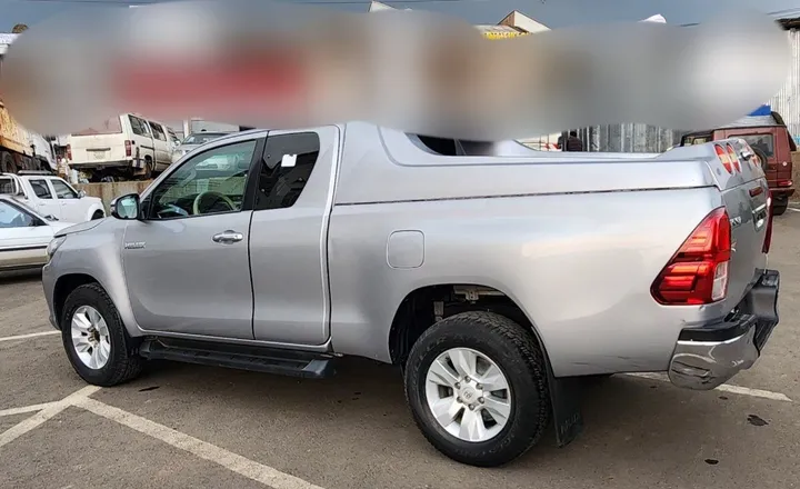 Toyota Hilux Revo 2019 – photo 3
